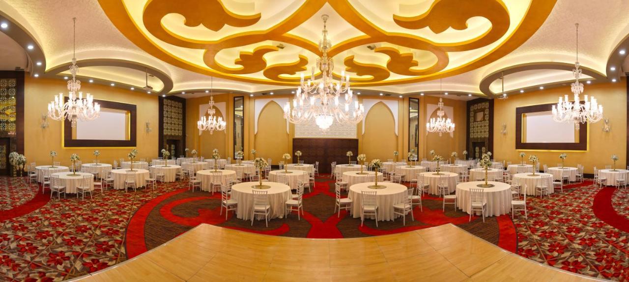 Kronos Hotel Golbası エクステリア 写真