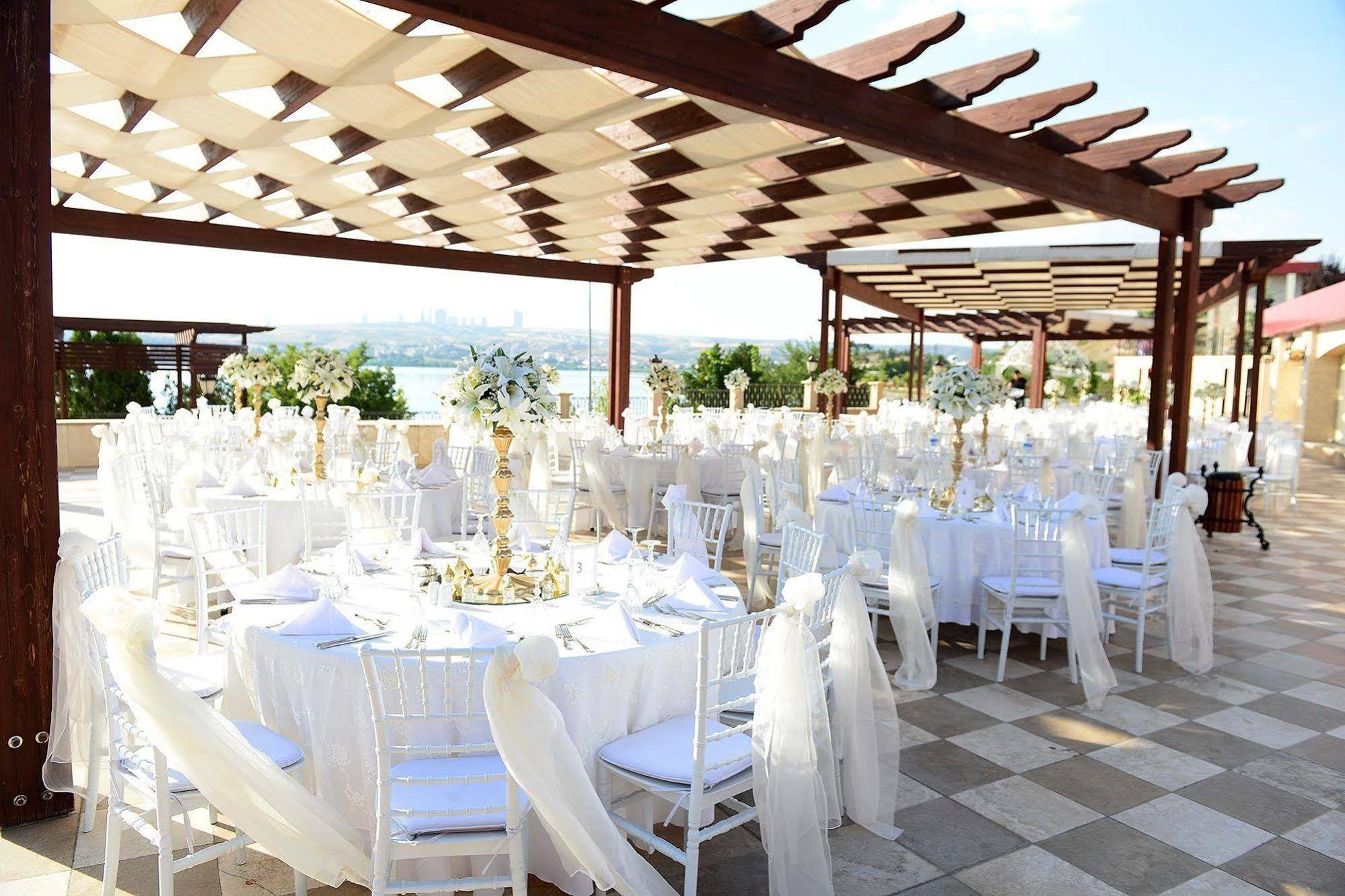 Kronos Hotel Golbası エクステリア 写真