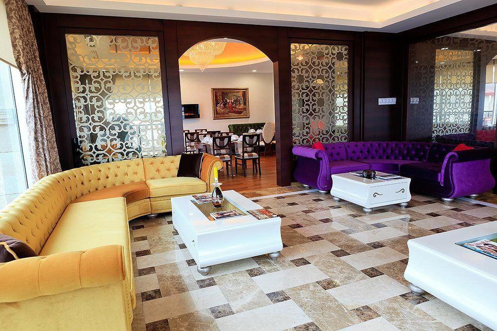 Kronos Hotel Golbası エクステリア 写真